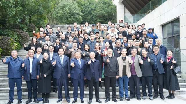 第三届爽学与爽村论坛在中国爽村宝山隆重召开mg不朽情缘游戏试玩安逸四川 爽在宝山——(图6)